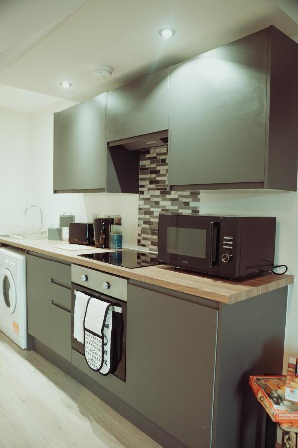Bv Rare 3 Bedrooms At Conditioning House Bradford Perfect For Contractors Εξωτερικό φωτογραφία